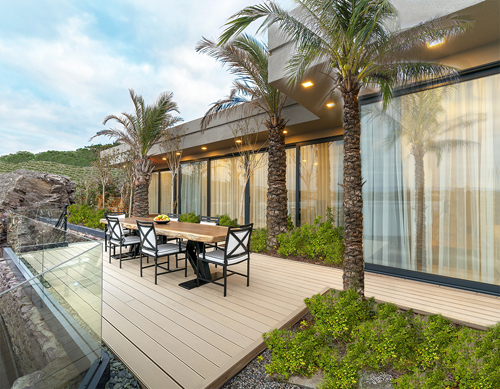 LUX* Bodrum’da Çok Özel Bir Yenilik: Private Water Front Villa